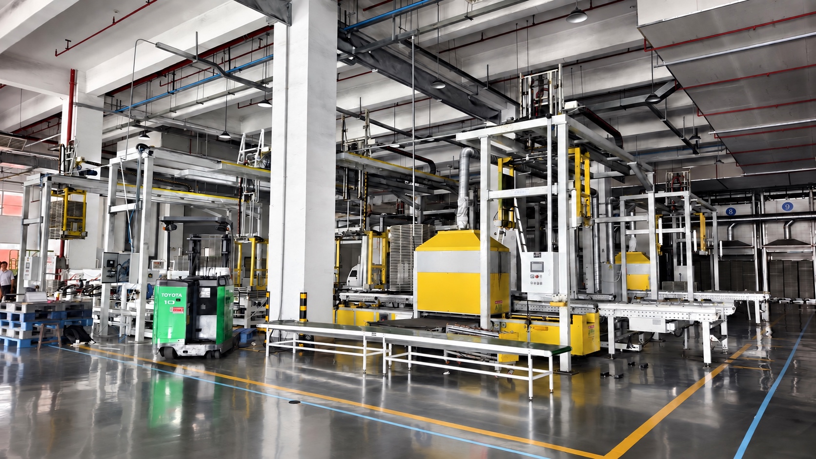 中国中山总部基地生产设备 / Production equipment in Zhongshan, China